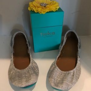 Silver Lake Tieks size 7